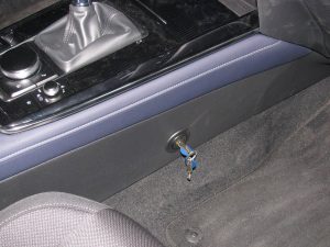 Váltózárral szerelt mazda